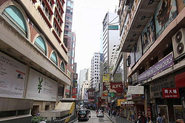 香港啄木(mù)鳥（集(ji)團(tuán)）有(yǒu)限(xian)公(gōng)司在(zai)香港九龍彌敦道 74—78 号文(wén)遜大(da)廈成(cheng)立